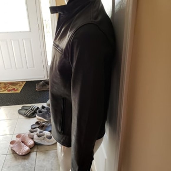 Kenneth Cole  Men's Medium Sized Leather Jacket - Picture 3 of 9